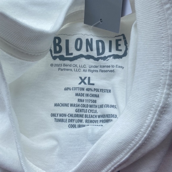 Women's Blondie Graphic Muscle Tank Top -
White new - Picture 5 of 5